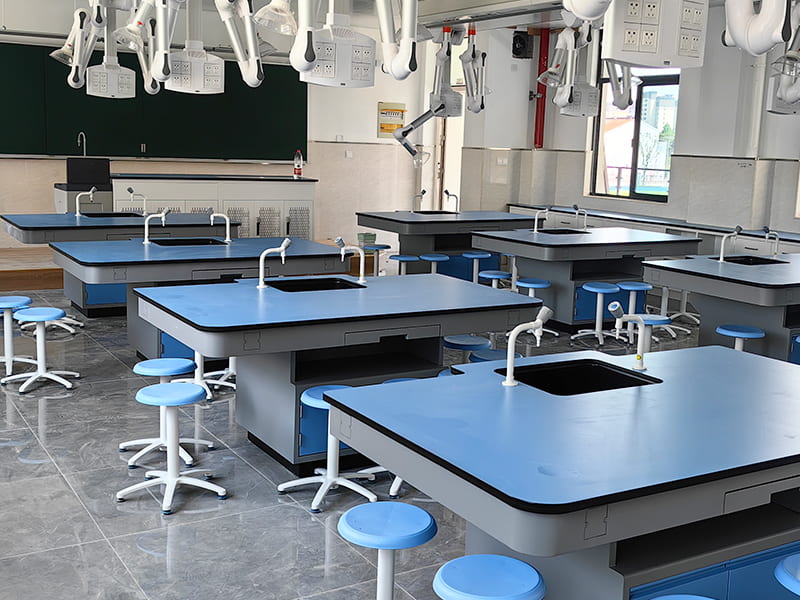 6051722589139628.jpg 宋劍湖-3.jpg