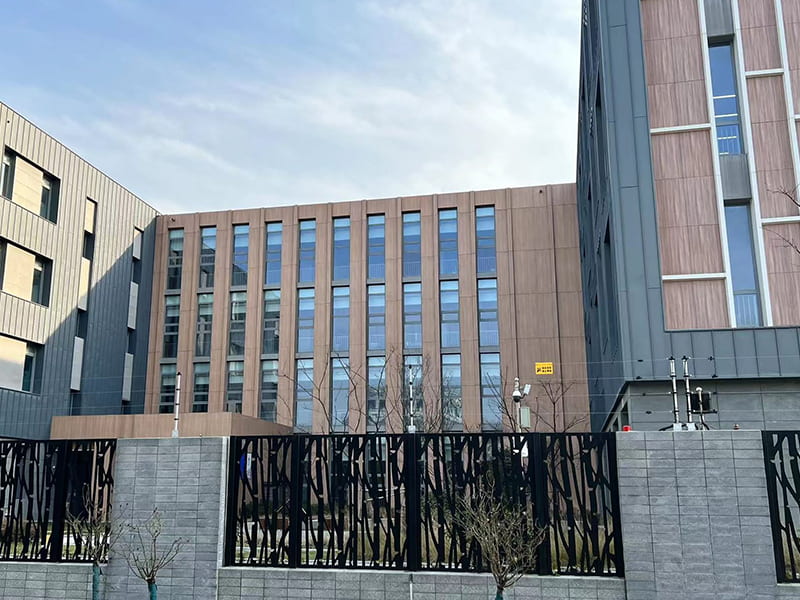 8951722843893454.jpg 無(wú)錫外國(guó)語(yǔ)-5.jpg