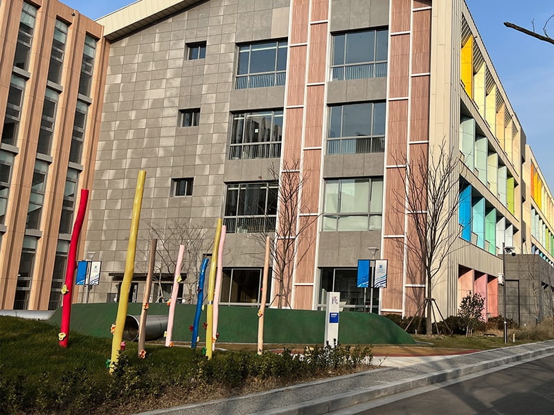 9201722843913469.jpg 無(wú)錫外國(guó)語(yǔ)-3.jpg